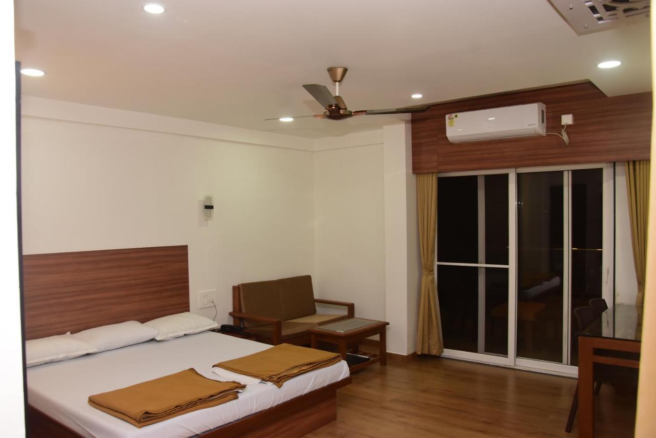 Regal Panhala Residency Hotel Kültér fotó