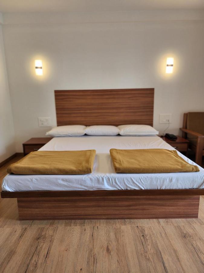Regal Panhala Residency Hotel Kültér fotó